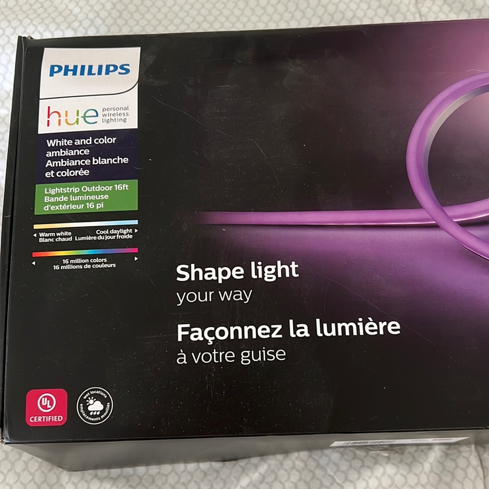 𝘗𝘩𝘪𝘭𝘭𝘪𝘱𝘴 𝘏𝘶𝘦 𝘗𝘦𝘳𝘴𝘰𝘯𝘢𝘭 𝘞𝘪𝘳𝘦𝘭𝘦𝘴𝘴 𝘓𝘪𝘨𝘩𝘵𝘪𝘯𝘨